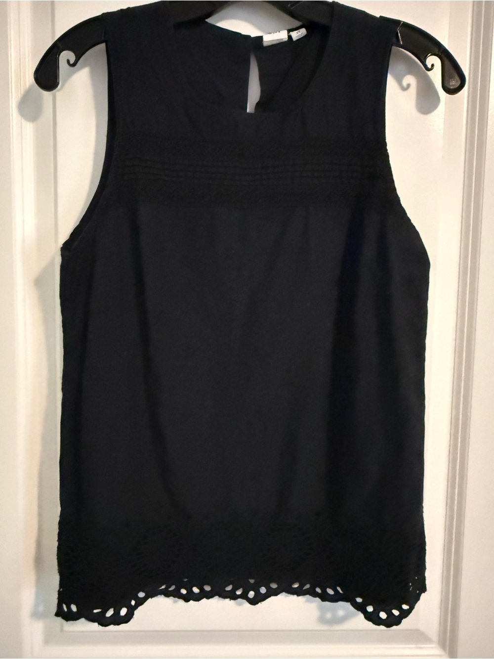 GAP cotton Black Sleeveless Eyelet Hem Tank